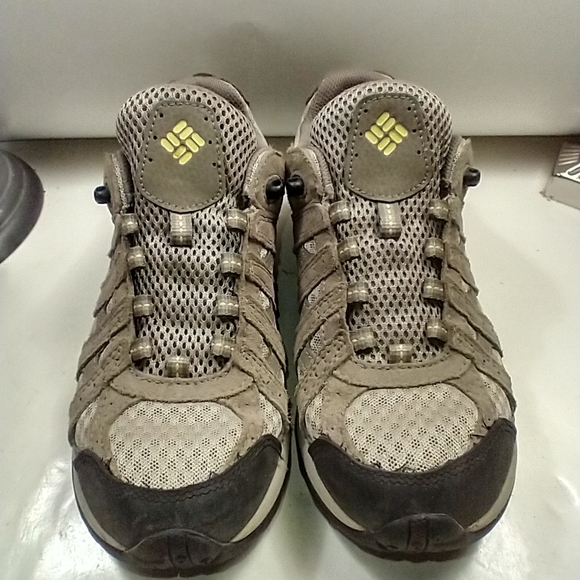 Columbia Redmond Trail Shoes BL3948-103 Women's sz 7.5. - Picture 2 of 10